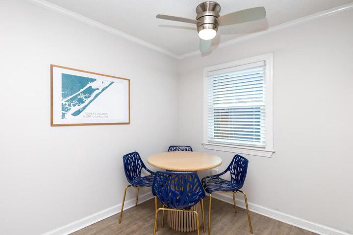 Embrace Oceanfront Elegance: Book Your Stay at Sunrise Oasis