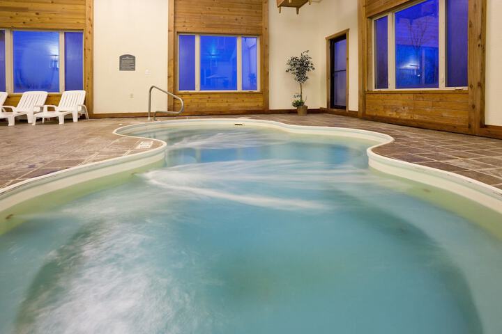 Pool 9 of 45