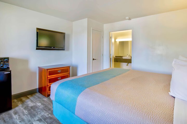 Motel 6 Grand Rivers KY