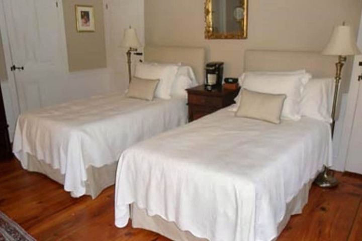 Room 14 of 32