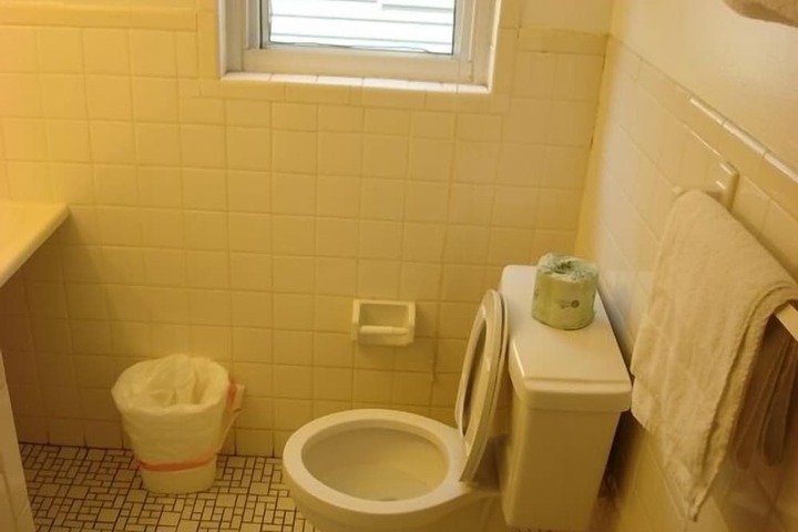 Room 30 of 44