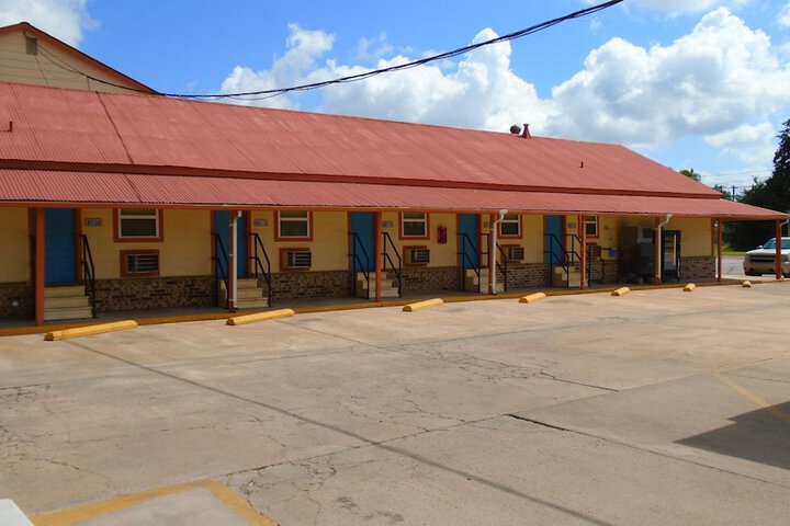 Town House Motel