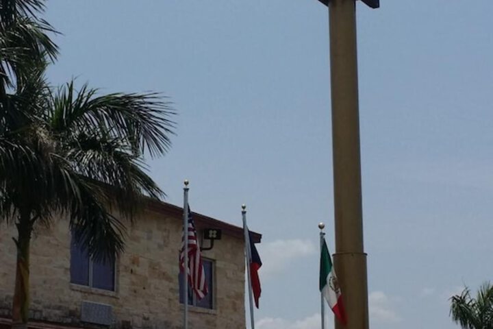 Hotel 4 of 33