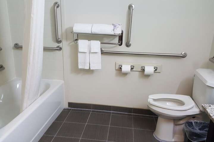 Room 44 of 64