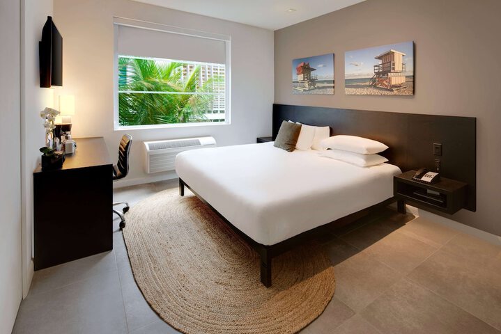 Room 56 of 106