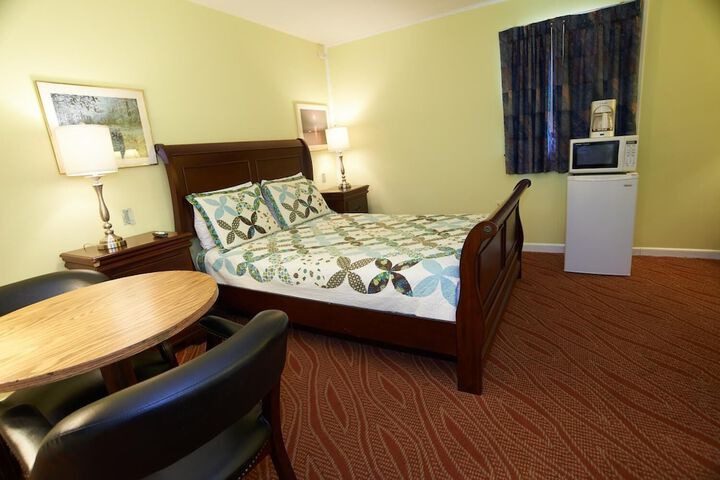 Room 16 of 23