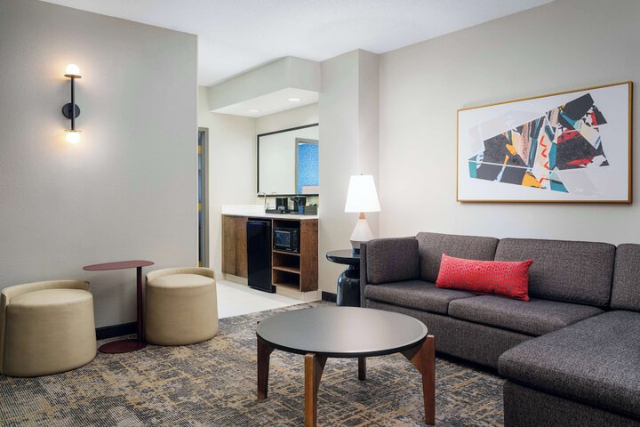 Embassy Suites Lincoln