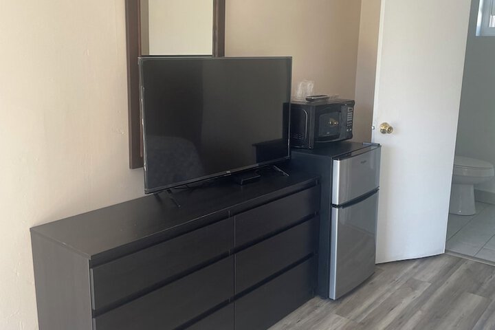 Room 14 of 19
