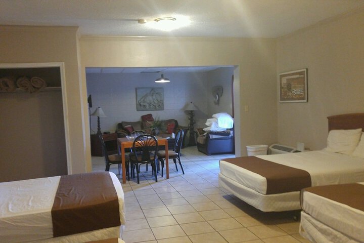 Room 19 of 30