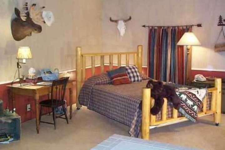 Room 36 of 61