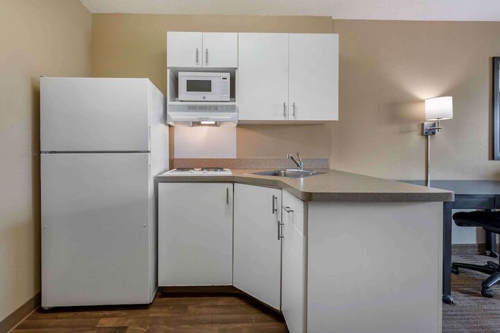 Extended Stay America Select Suites Chicago OHare