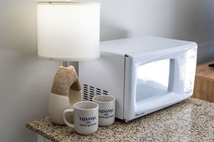 Nisswa Hotel and Suites