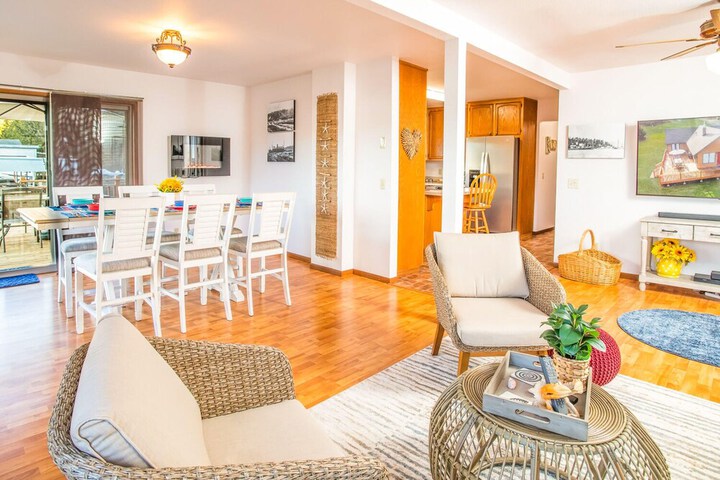 Cornet Bay Cottage in Oak Harbor