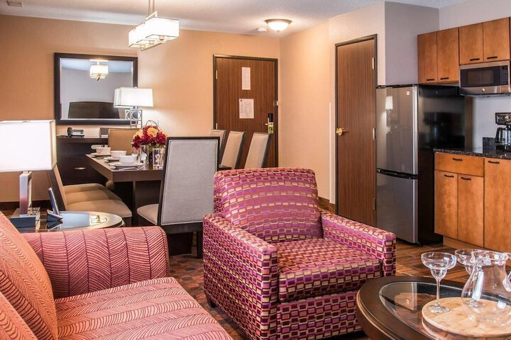 Comfort Inn & Suites and Conference Center