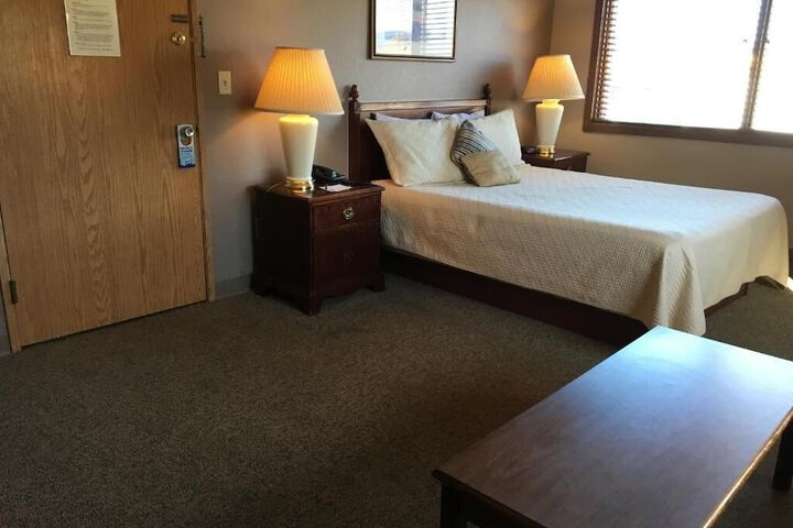 Timber Lodge Inn