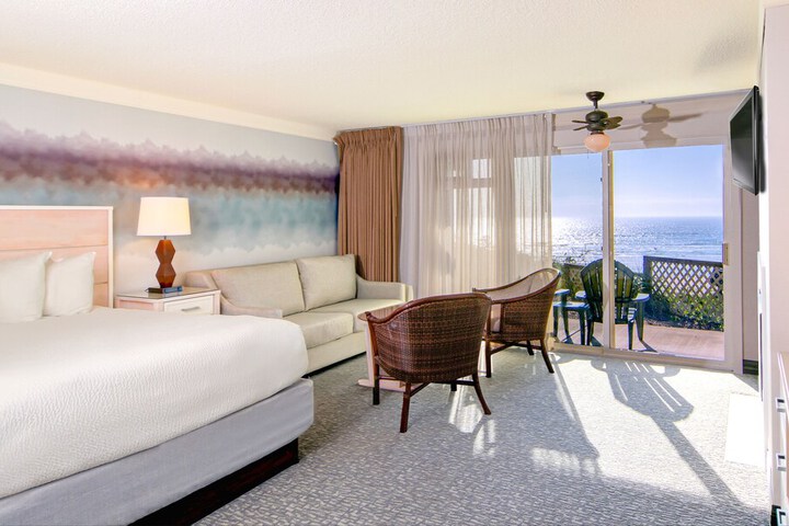 Hallmark Resort - Newport