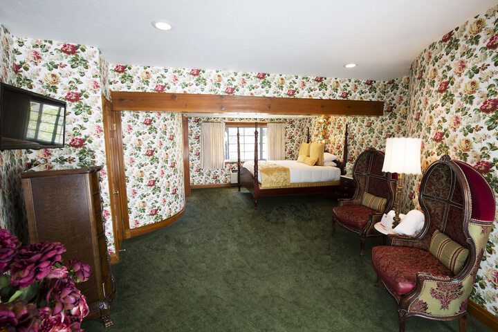 Room 31 of 461