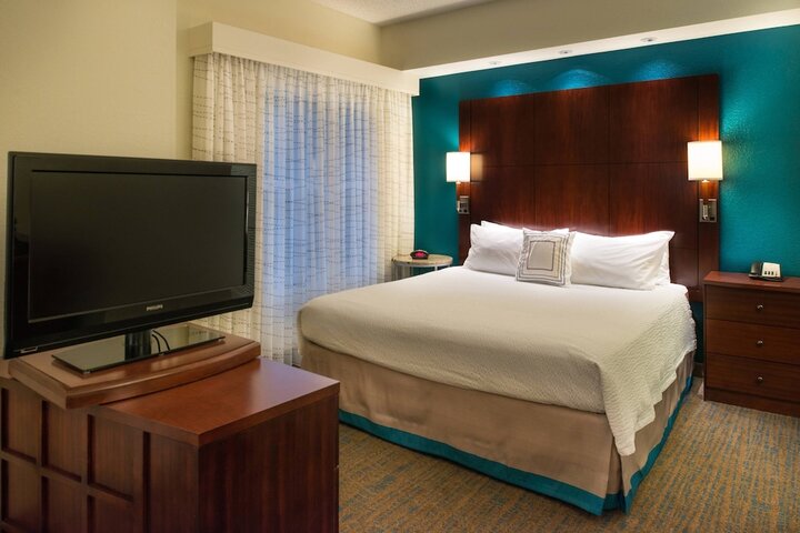 Room 22 of 50