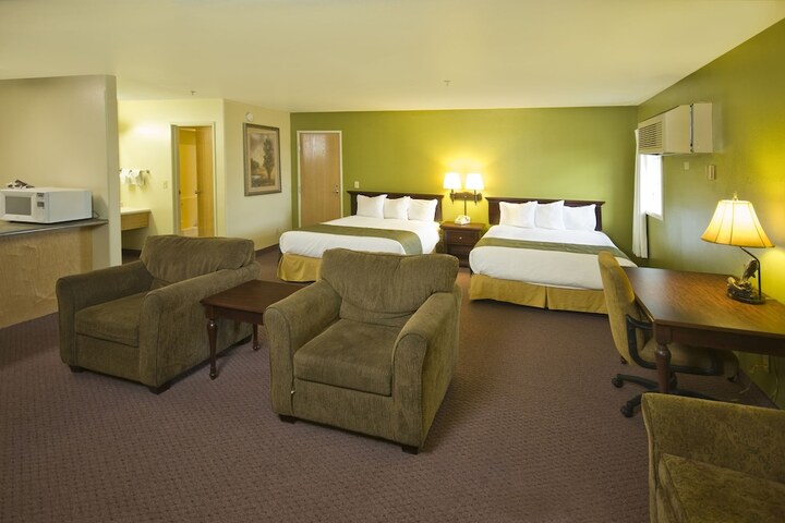 Room 33 of 83