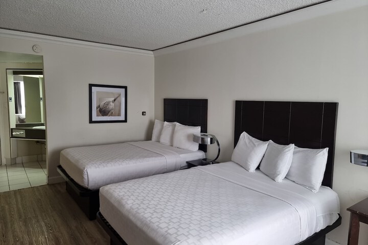 Travelodge by Wyndham Trois-Rivieres
