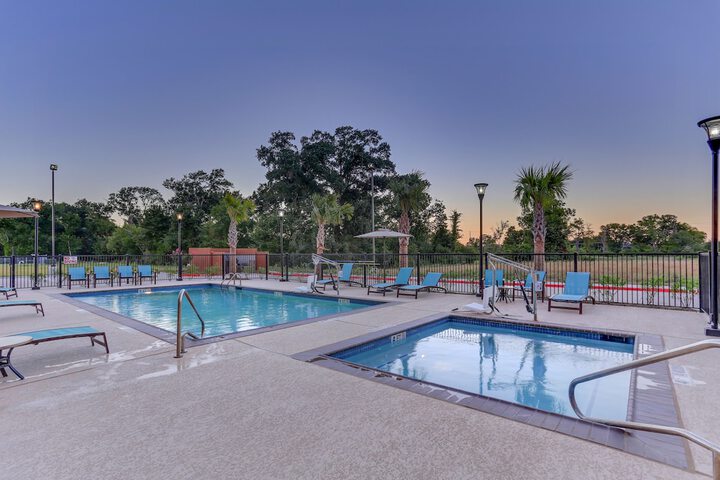 Candlewood Suites College Station at University by IHG