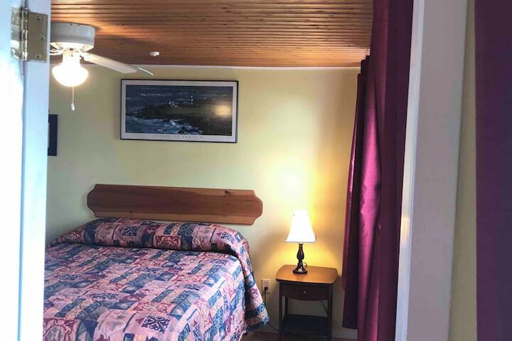 Room 34 of 92