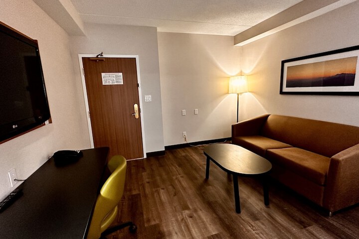 Room 9 of 58