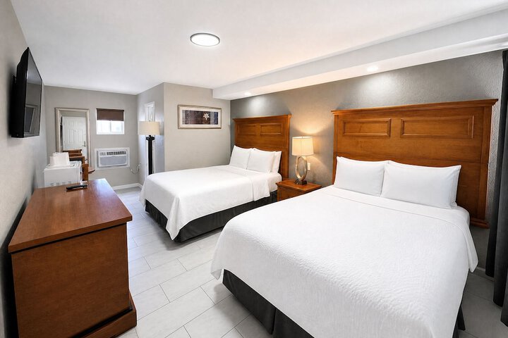 Paradise Inn