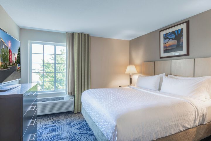 Room 28 of 42