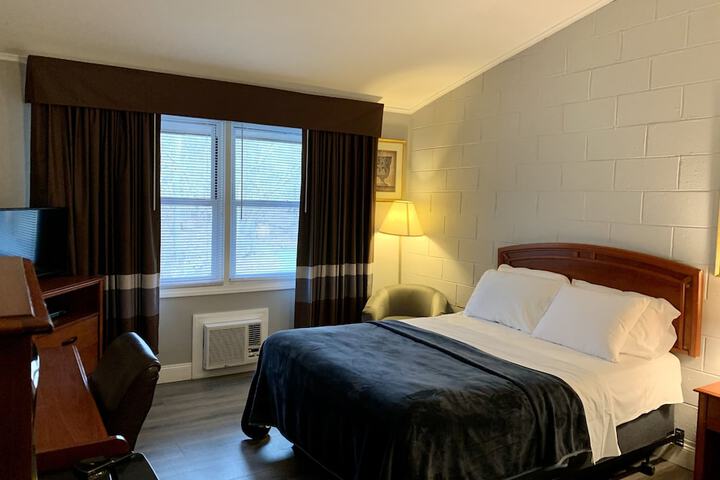 Hill Top Motel
