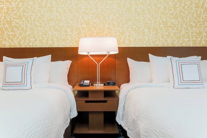Room 16 of 46