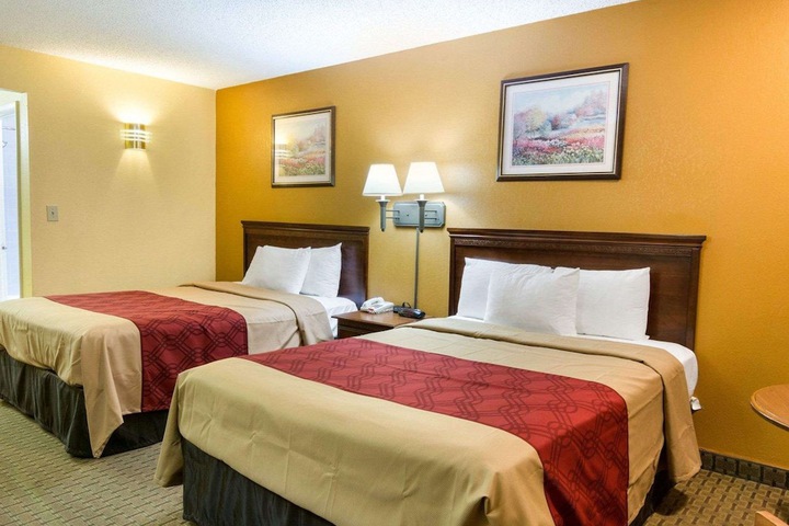 Room 14 of 27