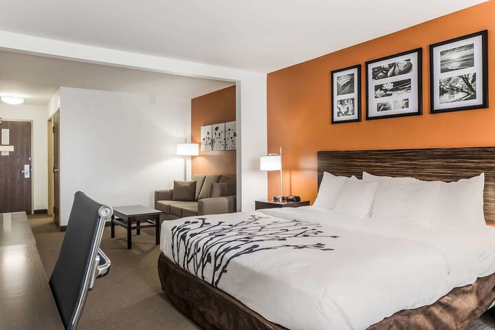Sleep Inn & Suites North Liberty - Liberty City