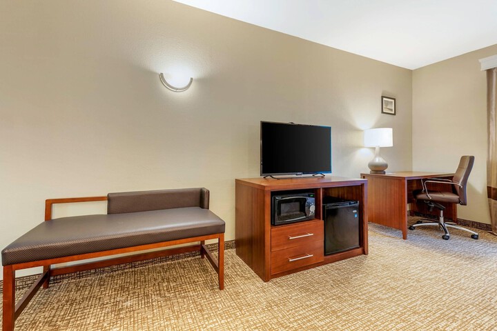 Comfort Inn & Suites Michigan City South