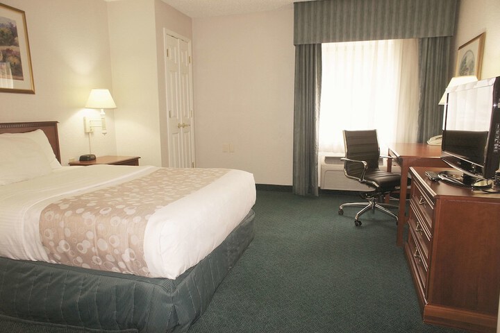Room 18 of 36