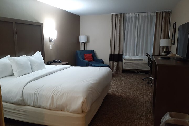 Room 35 of 42