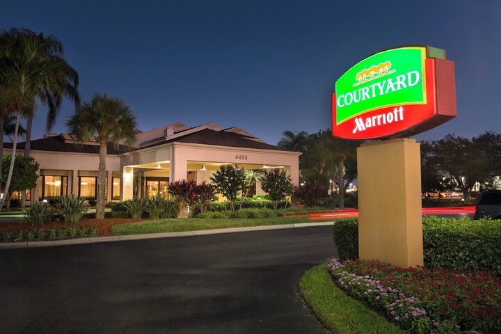 Hotel 3 of 42