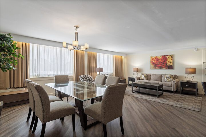 Crowne Plaza Executive Center Baton Rouge by IHG