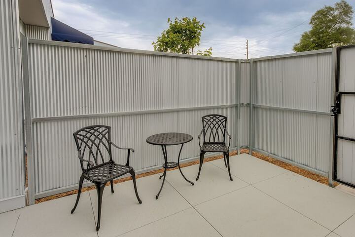 Wfh-friendly Condo Rental in Nashville Georgia!