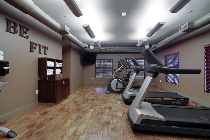 Teddys Residential Suites Watford City