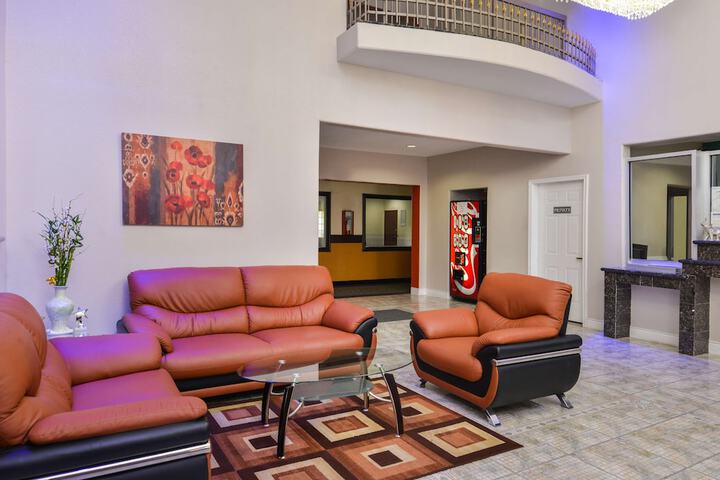 Hotel Interior 9 of 23
