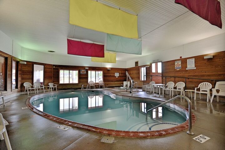 Pool 10 of 63