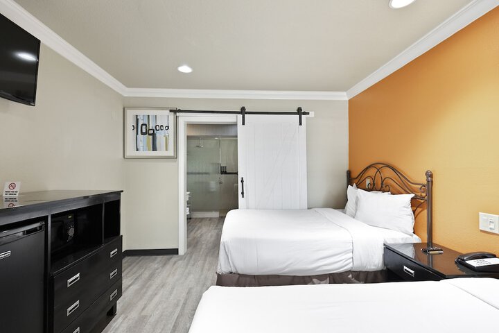Room 47 of 94