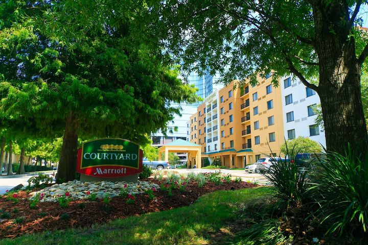 Courtyard by Marriott New Orleans Metairie