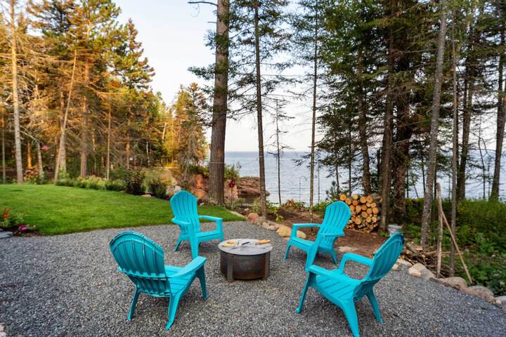 Office & Fire Pit: Waterfront Lake Superior Cabin!