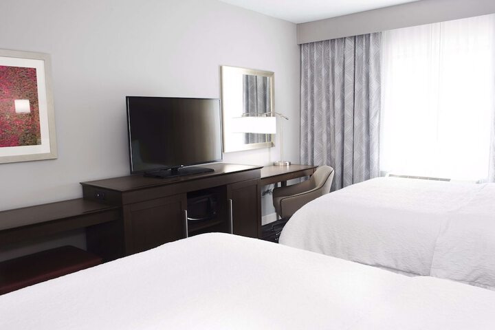 Hampton Inn & Suites Des Moines / Urbandale