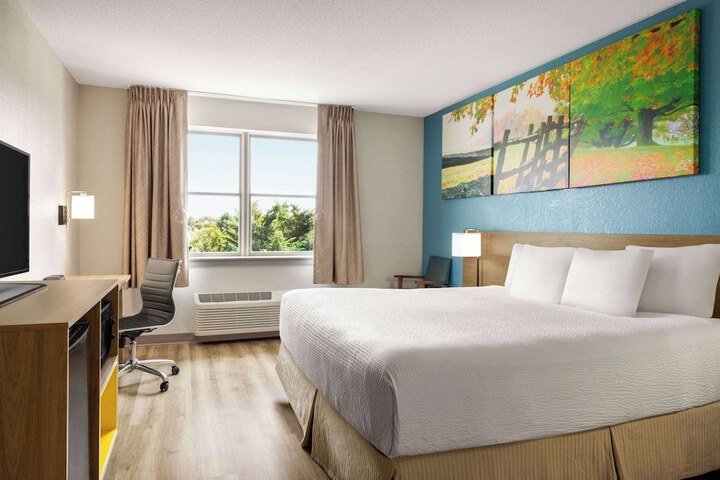 Days Inn by Wyndham Hershey
