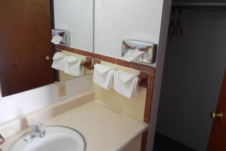 Room 15 of 24