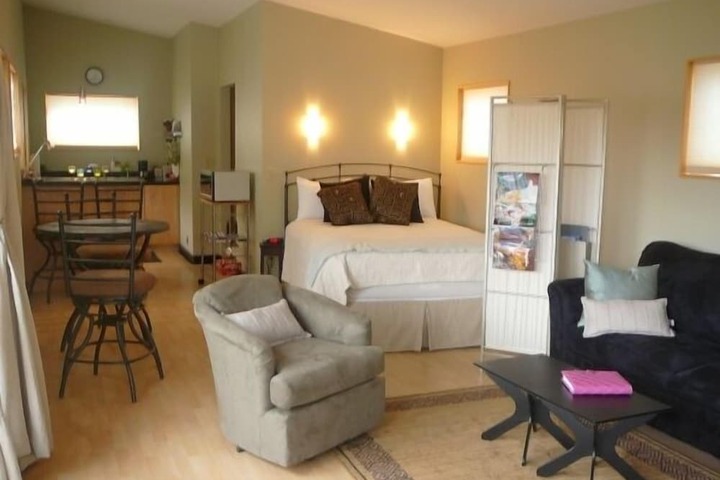 Yellowstone River Lodge
