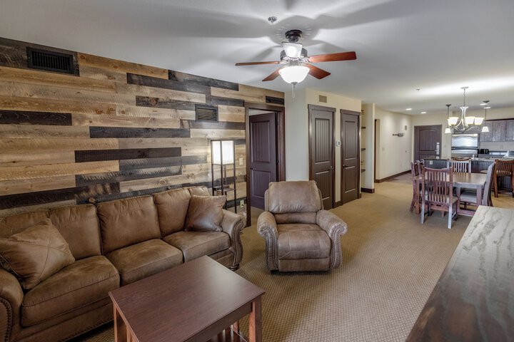 Room 122 of 250